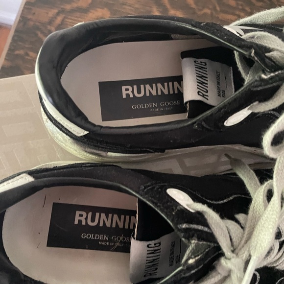 Golden Goose Women's Running Sole Athletic Sneaker Black With Silver Star Sz 38 - Picture 3 of 15